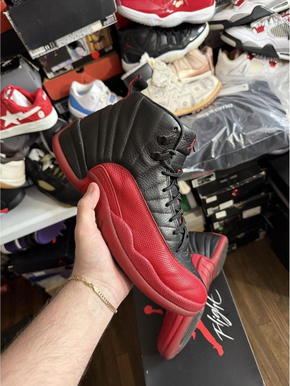 Jordan retro 12 flu game sz 11.5